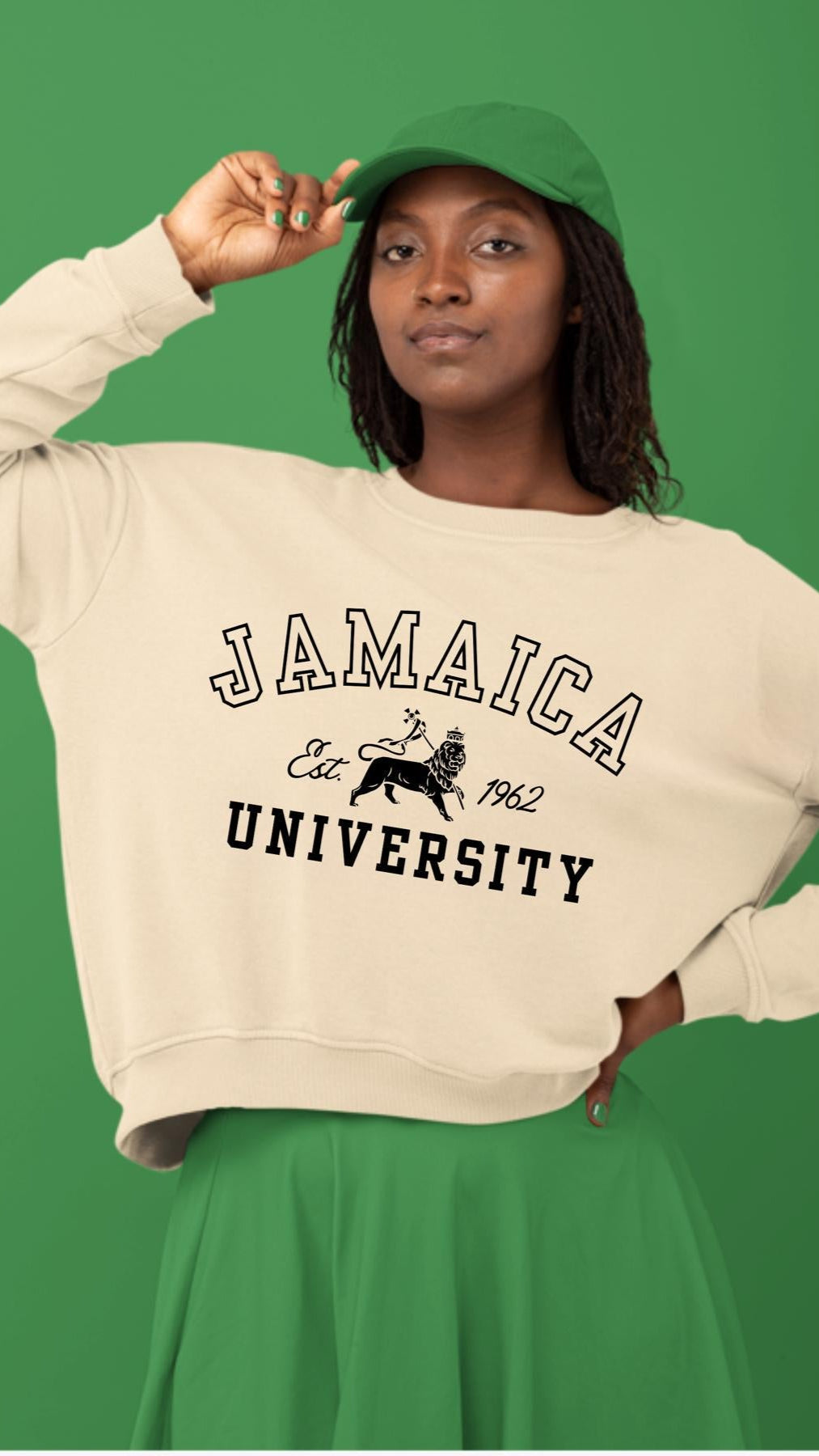 A stylish unisex sweatshirt featuring a bold Lion of Judah design with vibrant Jamaican colors, celebrating Jamaica’s independence. This versatile piece is perfect for Independence Day, cultural celebrations, or as Caribbean-inspired college apparel.